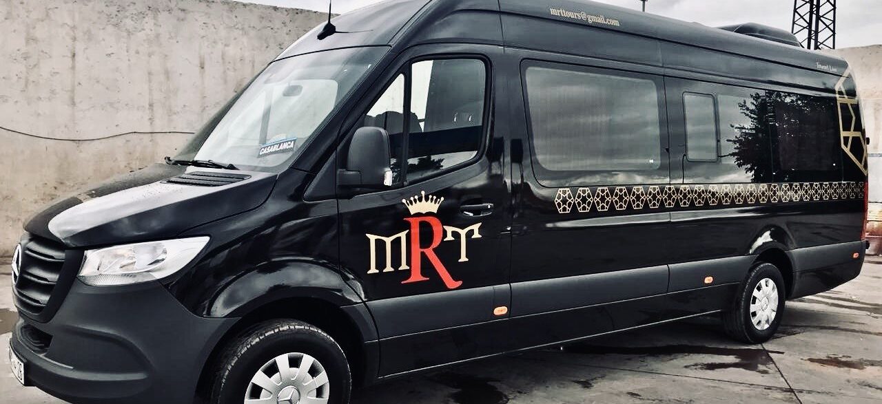 minibus transport à Marrakech avec Maroc Royal Tours